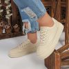 کفش کتونی زنانه ساده رنگ کرم مدل ونس vans کد 27790