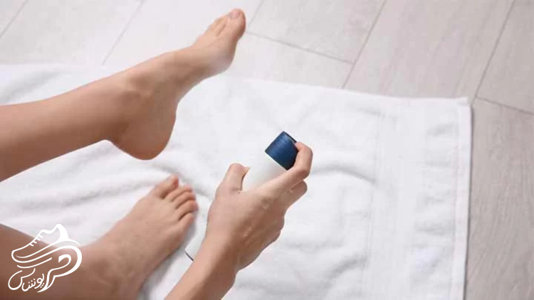 راه های ممانعت از عرق کردن پا در کفش‌ 
