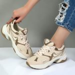 کتونی اسپرت زنانه مدل نایک 1360 رنگ کرم نسکافه ای کد 32150