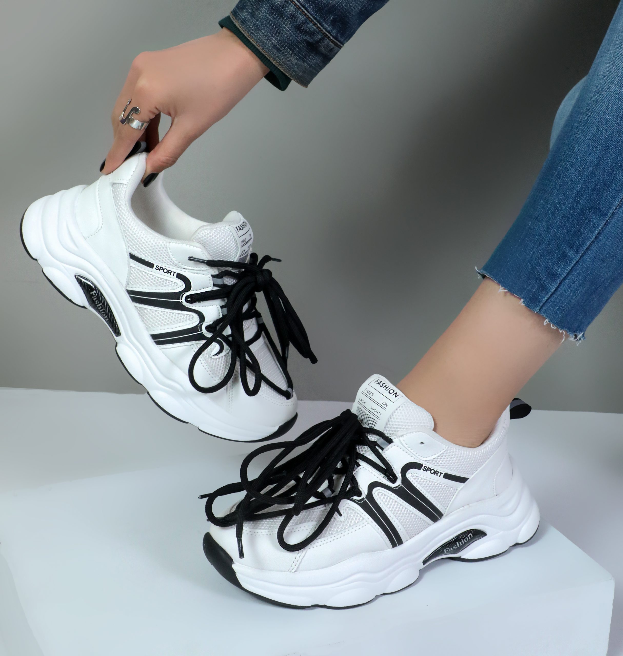 کتونی اسپرت زنانه مدل فشیون سفید کد 44410