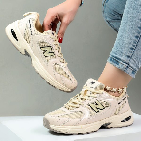 کتونی نیوبالانس 530 کرم زنانه 530 new balance کد 67688