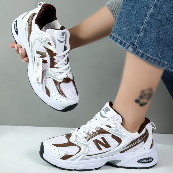 کتونی نیوبالانس 530 سفید قهوه ای زنانه 530 new balance کد 068679