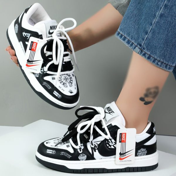 کتونی نایک زنانه مدل دو بند stussy سفید مشکی کد 001684