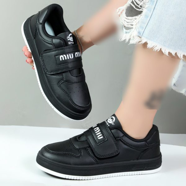 کفش کتونی زنانه مدل میومیو تک چسب رنگ مشکی کد 004101